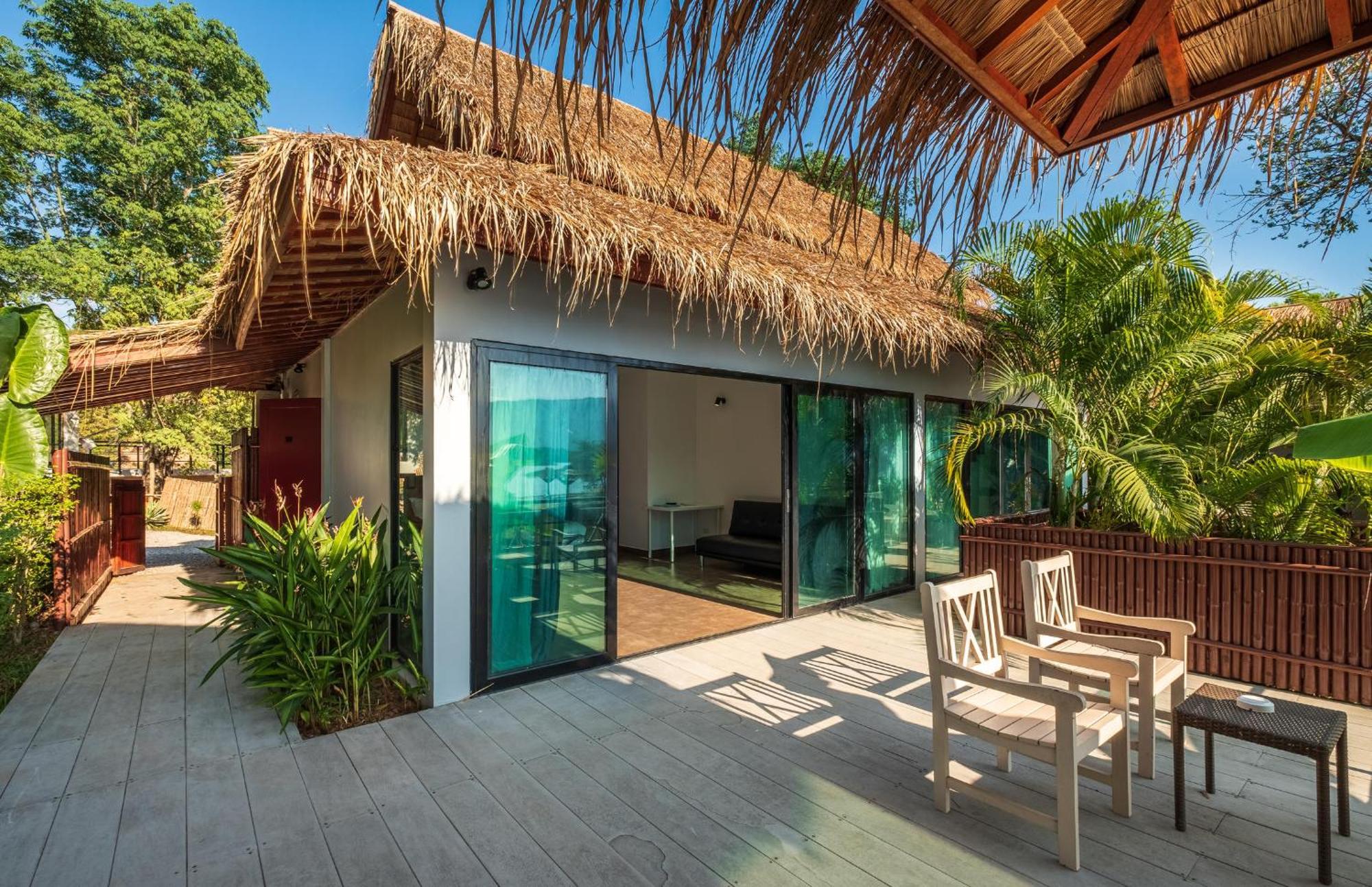 ואנג ויינג The Sanctuary Nam Ngum Beach Resort מראה חיצוני תמונה