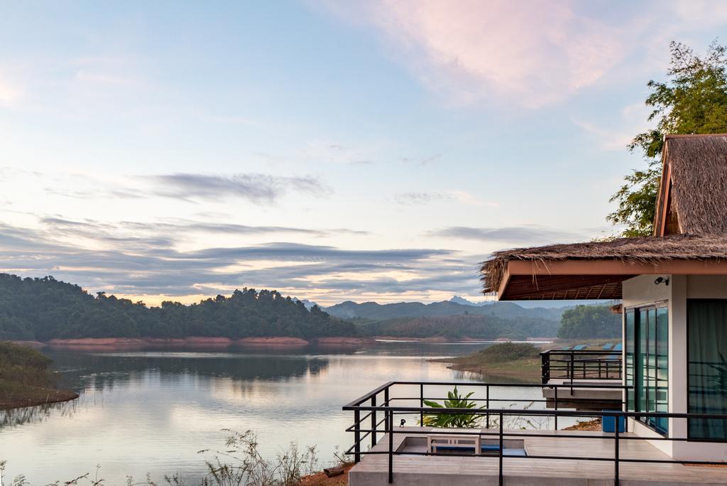 ואנג ויינג The Sanctuary Nam Ngum Beach Resort מראה חיצוני תמונה